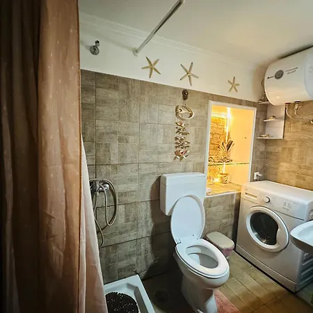 Daire Chrysa's Old Town